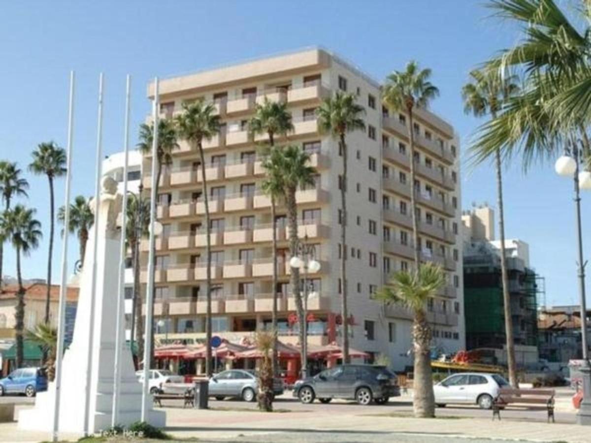 Ithaki Phinikoudes Apartment No. 207 Larnaca Buitenkant foto