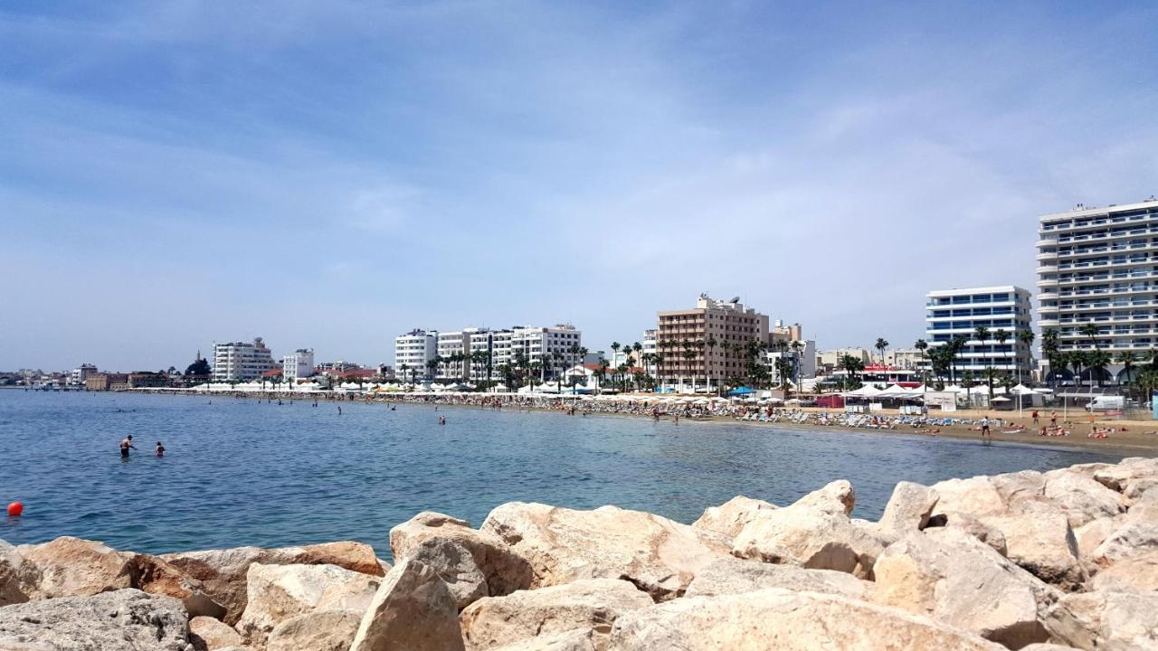 Ithaki Phinikoudes Apartment No. 207 Larnaca Buitenkant foto